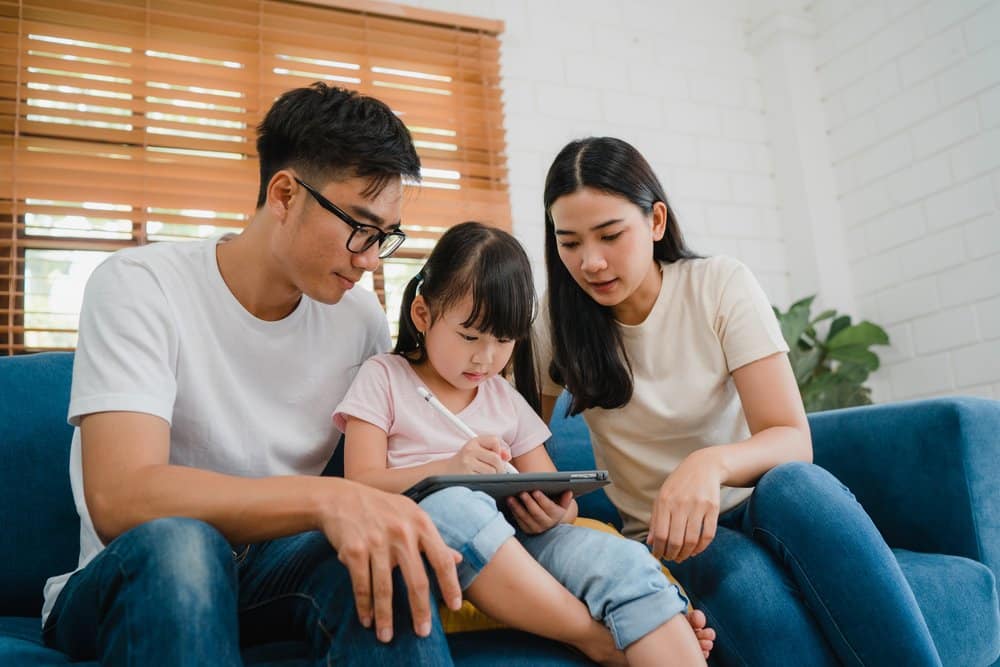Catat, 10 Tips Ajarkan Sopan Santun pada Anak yang Efektif